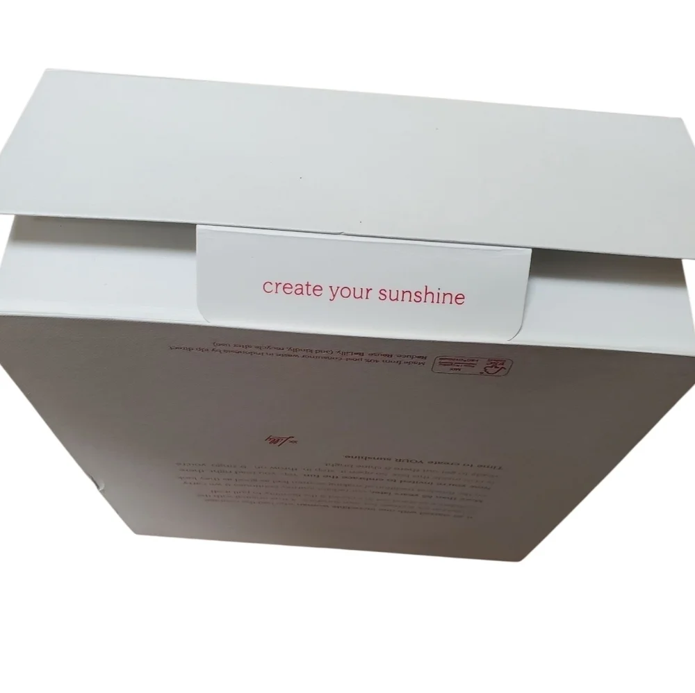 Lilly Pulitzer White Box with Pink Accents